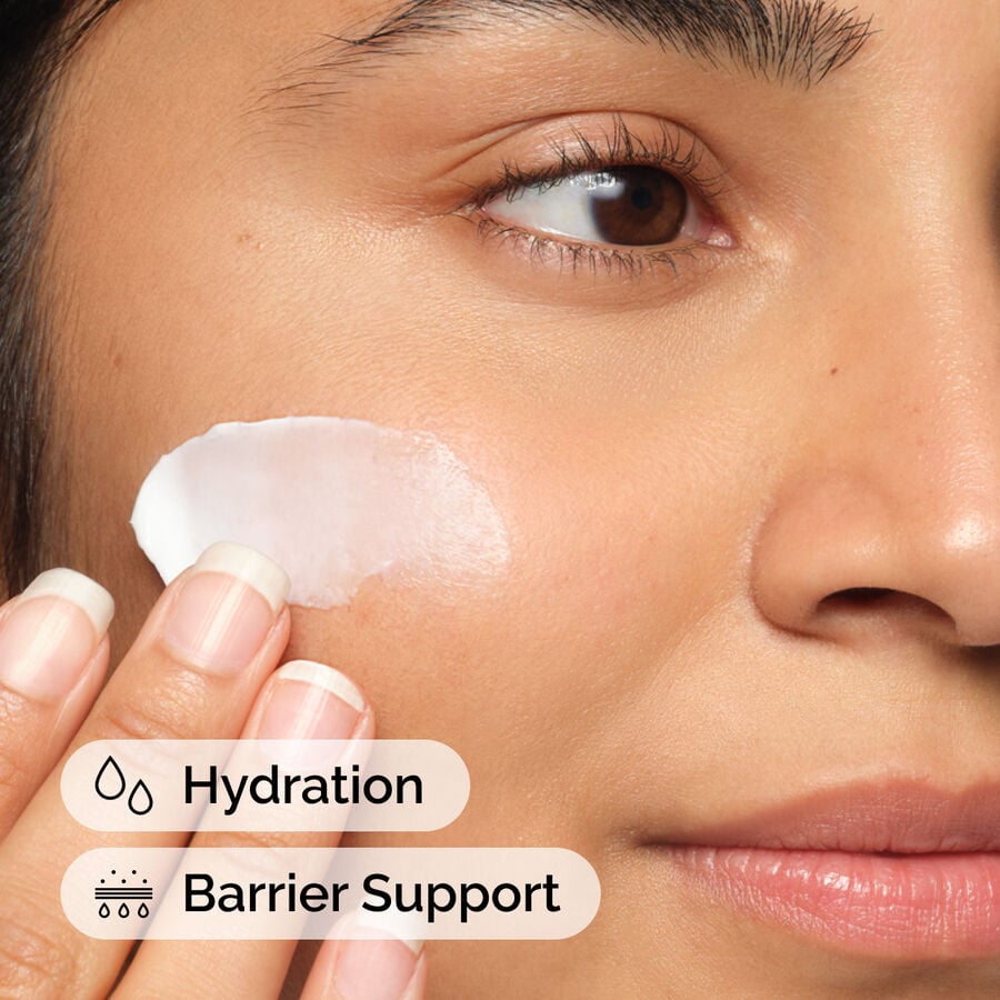 natural-moisturizing-factors-ha-c9 ord-natural-moisturizing-factors-ha-model-application-with-benefits.jpg
