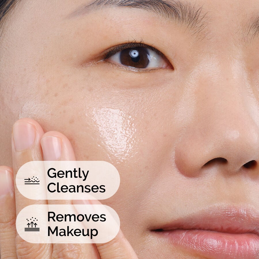 squalane-cleanser-r7 ord-squalane-cleanser-model-application-with-benefits.jpg